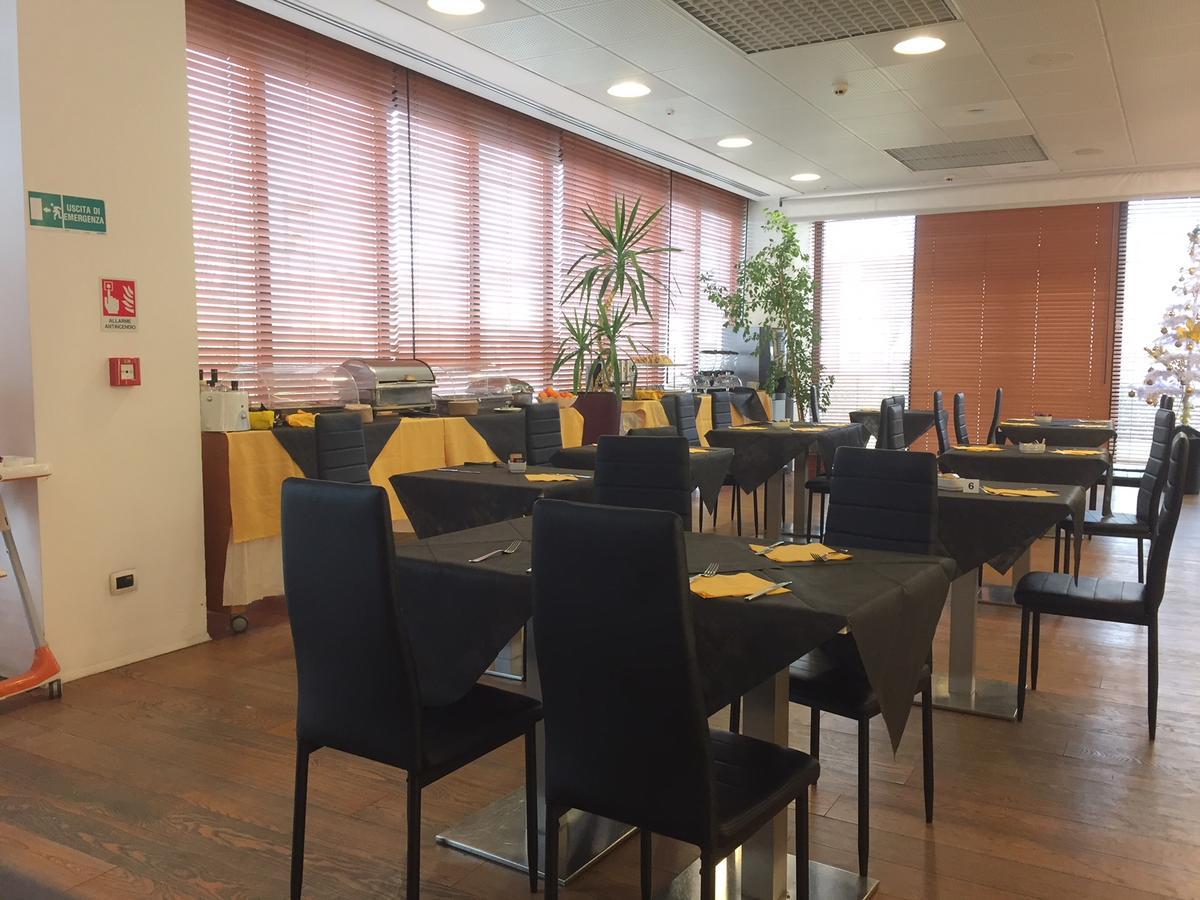 New Ipoint Hotel 산 조반니 인페르시체토 외부 사진